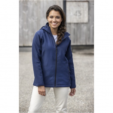 Logotrade Logogeschenke das Foto: Notus wattierte Softshell Damenjacke