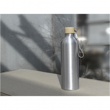 Logotrade Geschäftsgeschenke das Foto: Malpeza 1L RCS-zertifizierte Wasserflasche aus recyceltem Aluminium 