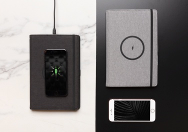 Logotrade werbemittel das Foto: Air 5W Wireless Charging nachfüllbares Journal-Cover A5