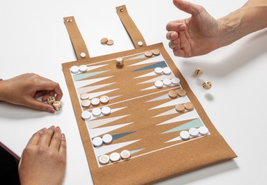 Logotrade werbemittel das Foto: Britton faltbares Backgammon und Damespiel Set aus Kork