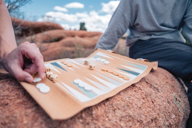 Logotrade Firmengeschenke das Foto: Britton faltbares Backgammon und Damespiel Set aus Kork