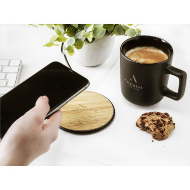 Logotrade werbemittel das Foto: Bamboo 10W Wireless Charger kabelloses Schnellladegerät