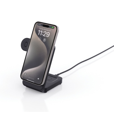 Logotrade werbemittel das Foto: Urban Vitamin Arcadia 15W 3in1 Magnet-Charger aus RCS rABS
