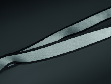 Logotrade Firmengeschenke das Foto: Reflektierendes RPET-Lanyard