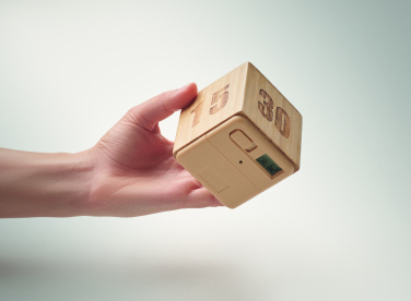 Logotrade Firmengeschenke das Foto: Zeitwürfel Bambus