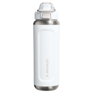 Logotrade Werbegeschenke das Foto: Stanley 710 ml isolierte Flasche aus recyceltem Edelstahl