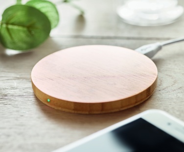 Logotrade promotional gift picture of: Wireless charger bamboo 10W RUNDO +