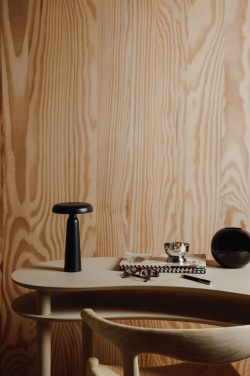 Logotrade business gift image of: VINGA Avery RCS table lamp