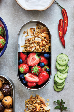 Logotrade corporate gift picture of: Black+Blum Stainless Steel Double Bento Box