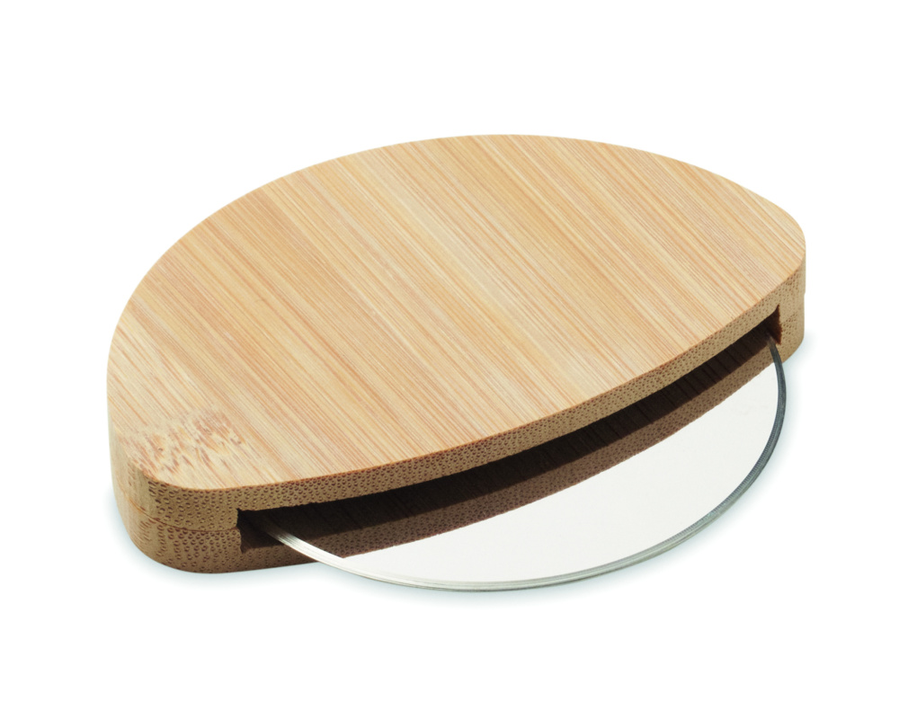 Logotrade promotional merchandise picture of: Round bamboo pizza cutter