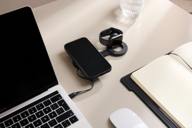 Logotrade promotional merchandise picture of: VINGA Baltimore RCS 2-in-1 Wireless 15W Travel Charger