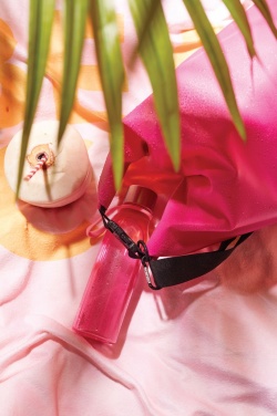 Logo trade ärikingitused foto: VINGA Lean tritaanist veepudel