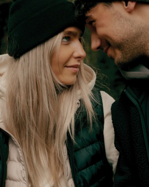 Logotrade reklaamtooted pilt: Iqoniq Meru naiste taaskasutatud polüestrist vest