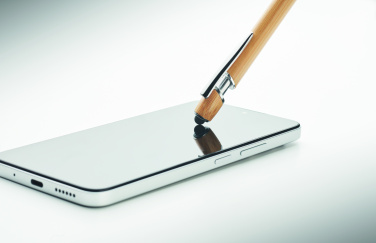 Logo trade reklaamtooted foto: RENN bambusest pastapliiats