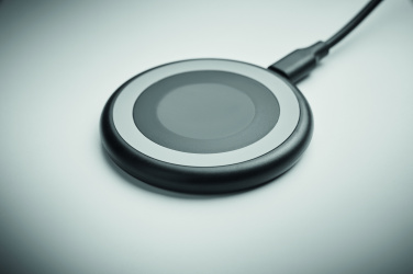 Logo trade firmakingid foto: WERLIES 3-ühes juhtmevaba laadija 15W