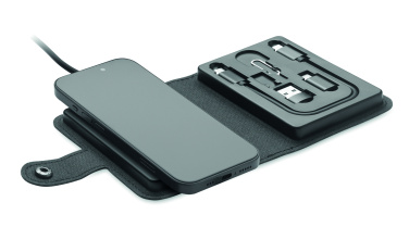 Logo trade ärikingituse pilt: CAWATT 4 in 1 kaabli pistikute komplekt 15W