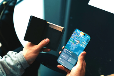 Logo trade meened foto: Seekcard RCS kaardihoidja