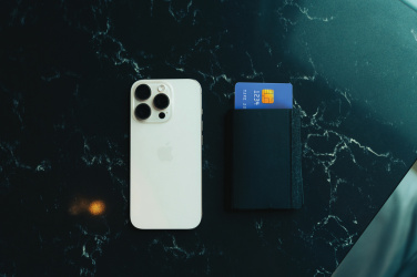 Logotrade ärikingituse foto: Seekcard RCS kaardihoidja