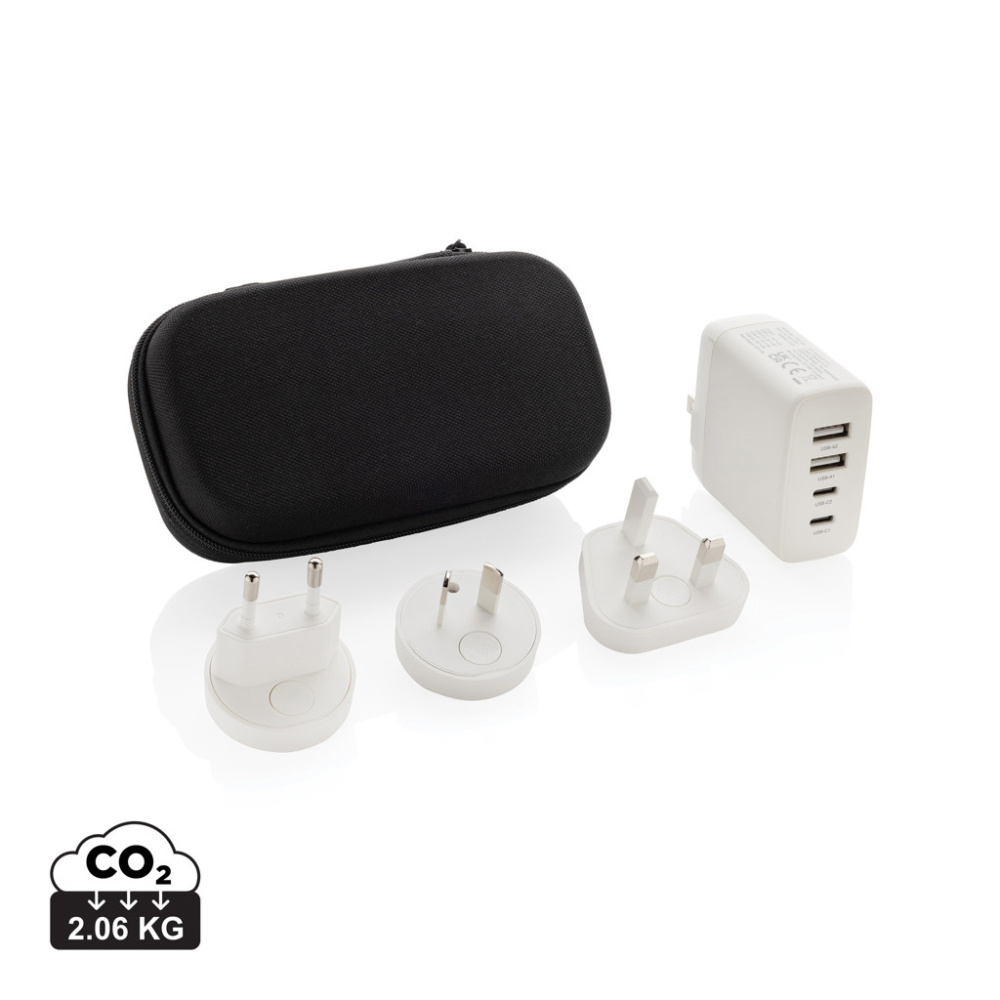 Logo trade reklaamkingituse pilt: TravelCharge Pro RCS plastikust reisilaadija USB C-ga