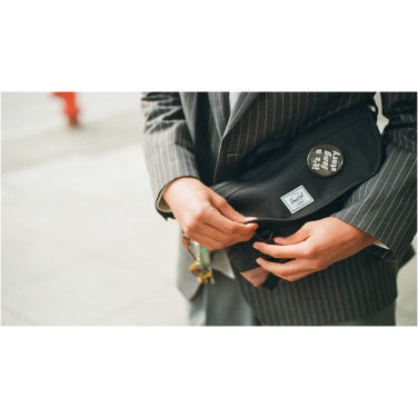 Logo trade firmakingituse pilt: Herschel Cove taaskasutatud õlakott 22,5L