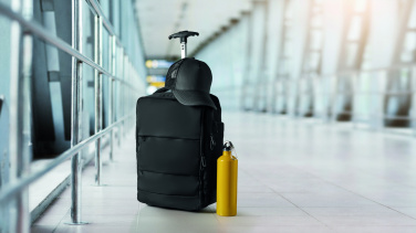 Logo trade ärikingi pilt: Salongisuuruses käsipagasi seljakott