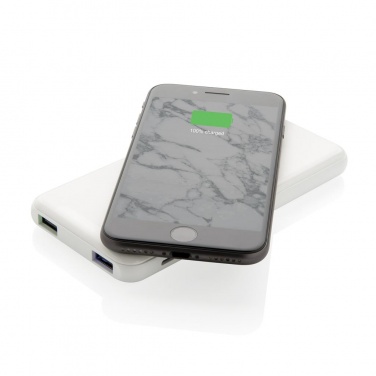 Logotrade mainoslahja ja liikelahja kuva: Firmakingitus: Ultra Thin 4.000 mAh Wireless 5W Charging Powerbank, white