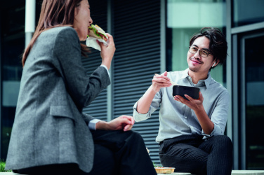 Logotrade korporatīvās dāvanas foto: Vēsāka pusdienu soma