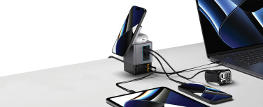 Логотрейд pекламные продукты картинка: Зарядное устройство Urban Vitamin Sacramento 105 Вт GAN + втягивающиеся кабели