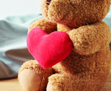 Лого трейд pекламные подарки фото: Teddy bear with heart 23cm