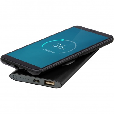 Logotrade profilprodukter bild: Juice 4 000 mAh trådlös powerbank 