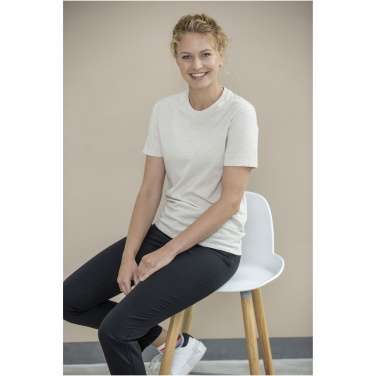 Logotrade reklamprodukter bild: Avalite  kortärmad unisex T-shirt av Aware™-återvunnet material