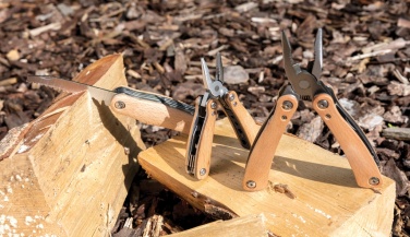 Logotrade reklamprodukter bild: Trä multitool