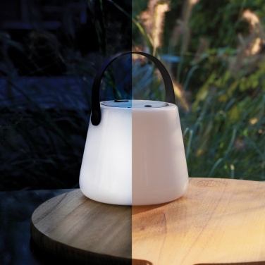 Logotrade kampanjprodukter bild: SolarGlow USB återuppladdningsbar outdoor-lampa RCS plast