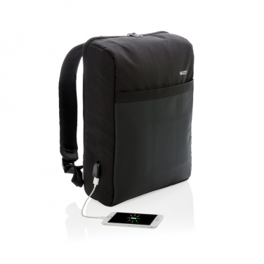 Logotrade reklamprodukter bild: Swiss Peak 15" stöldskyddad RFID & USB-ryggsäck, PVC-fri