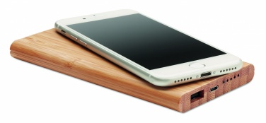 Logotrade presentreklam bild: Powerbank Qi Bambu 6000mAh