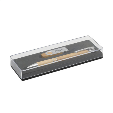 Logotrade profilreklam bild: Bamboo Connect Giftset 8 GB