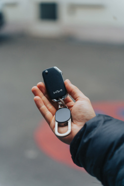 Logotrade kampanjprodukter bild: Keyfinder-nyckelring , kan spåras världen runt och med USB C