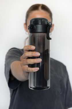 Logotrade profilprodukter bild: SipnLock RCS RPET Läckagesäker sportvattenflaska 800ML