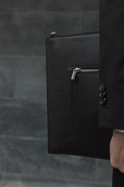 Logotrade kampanjprodukter bild: VINGA Bermond RCS 16" laptopfodral